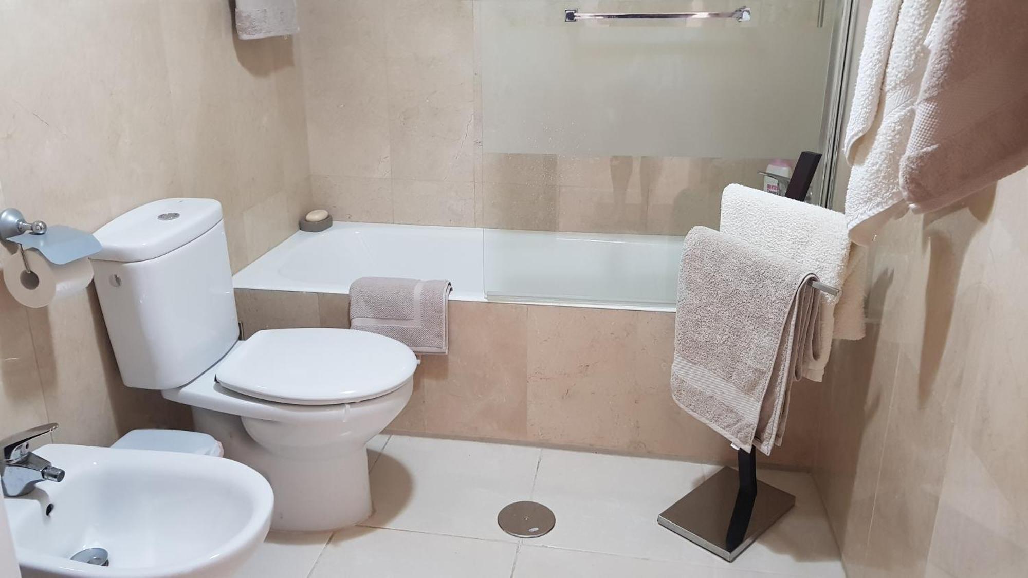 Spacious 3 Bedroom 2 Bathroom Apartment - Puerto Marina Complex Los Alcazares Bagian luar foto